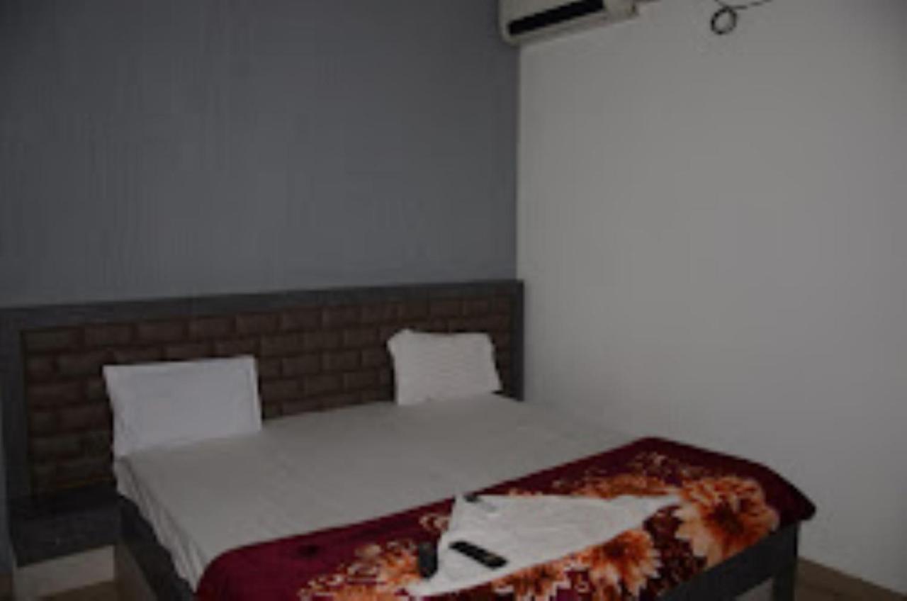 Hotel Rajawat , Madhya Pradesh Vidisha Exterior photo